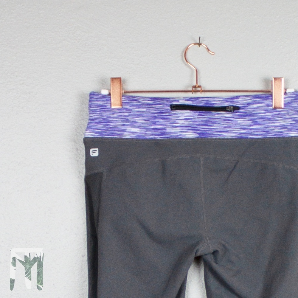 Fabletics Women’s Size Small Rio Run Crop Leggings